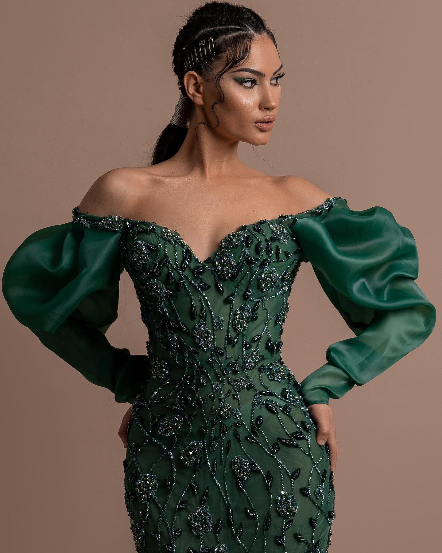 Look 16