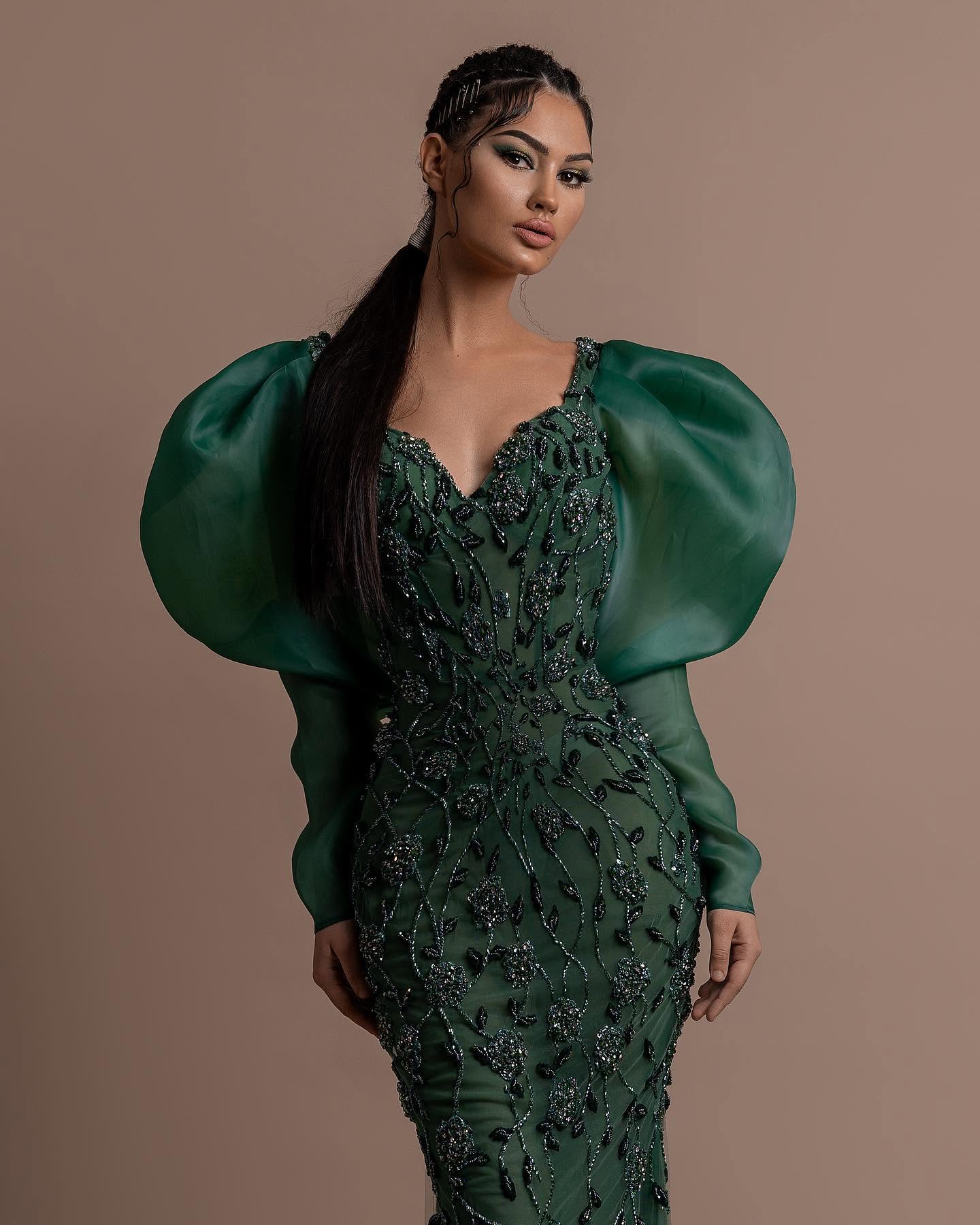 Look 16